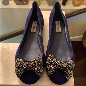 NWT midnight suede flats with beaded bow detail.